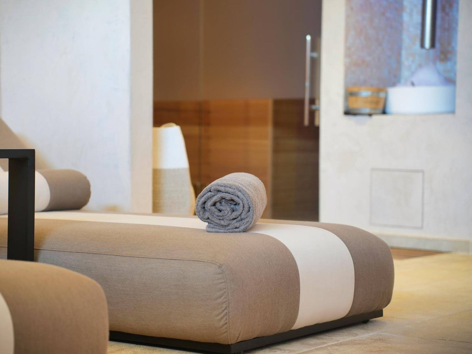 Les Regalia Hotel & Spa Sainte-Lucie de Porto-Vecchio Exterior photo