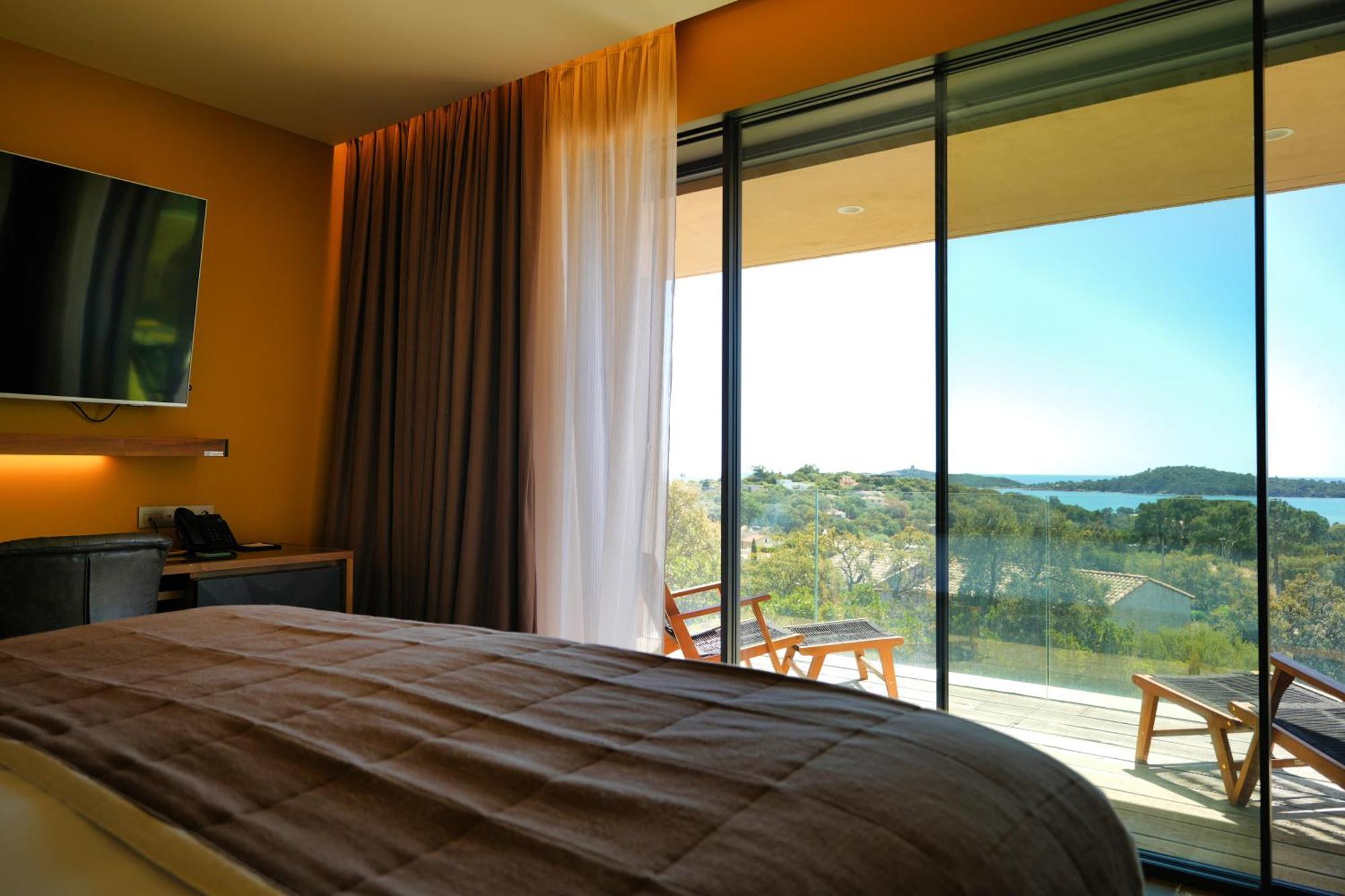 Les Regalia Hotel & Spa Sainte-Lucie de Porto-Vecchio Exterior photo